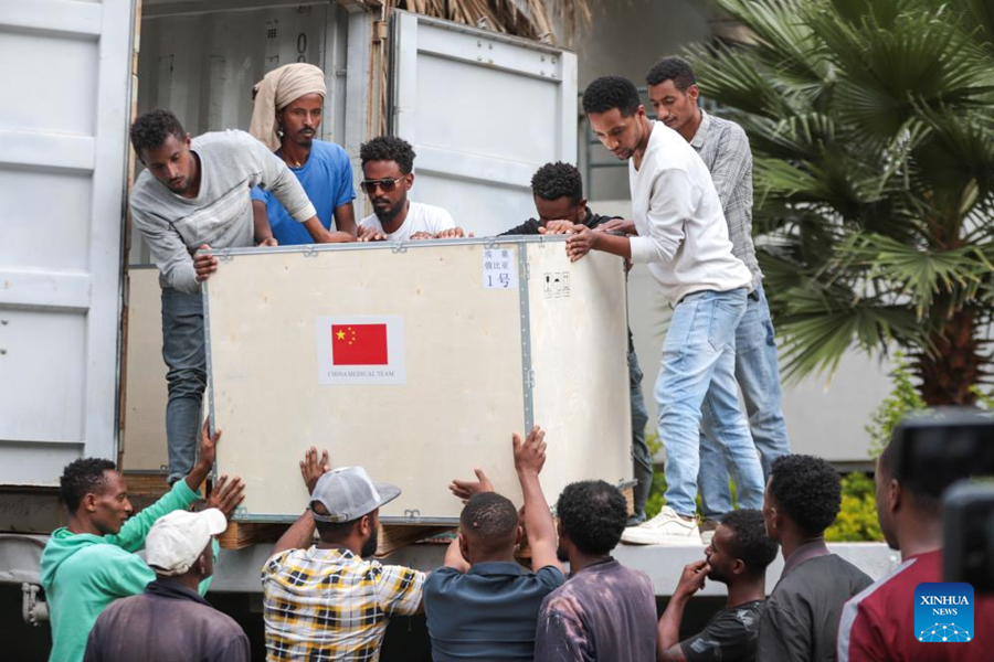 Chinese medical team donates medical supplies to Ethiopian hospital